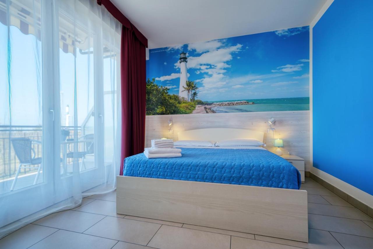 The Lighthouse Rooms Lazise Exterior photo