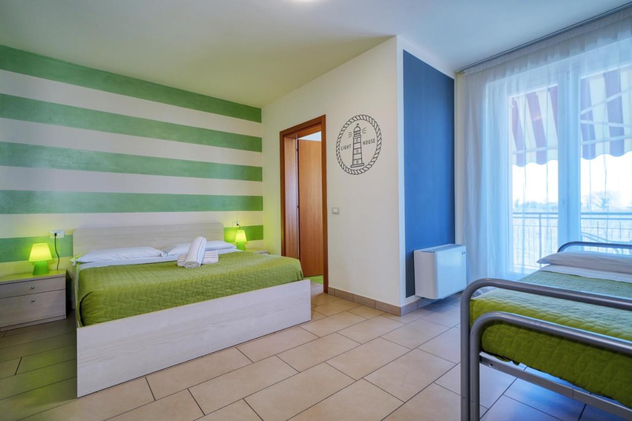 The Lighthouse Rooms Lazise Exterior photo